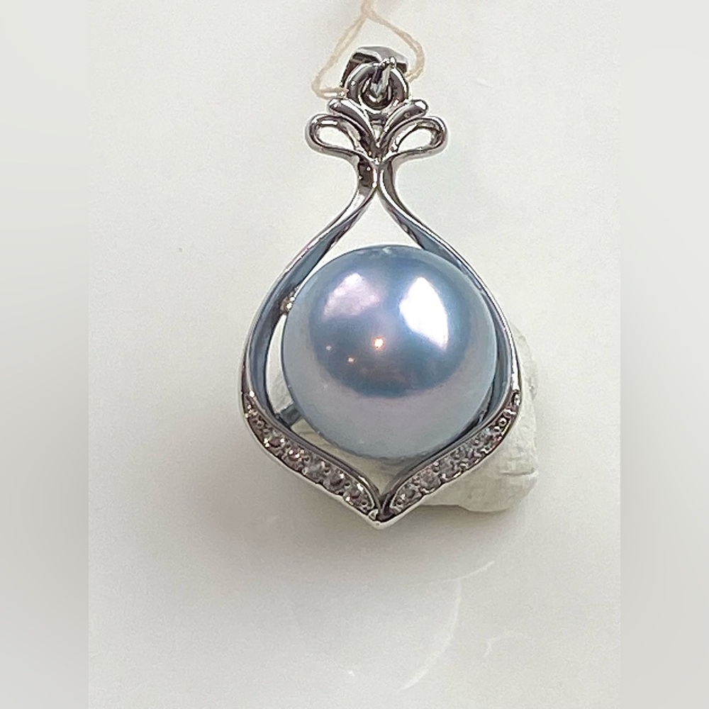 P171-Handmade 12mm Baby Blue Edison Pearl Pendant - Picture 1 of 5